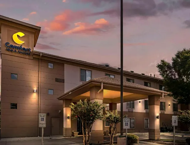 Comfort Inn & Suites Seguin hotel detail image 2