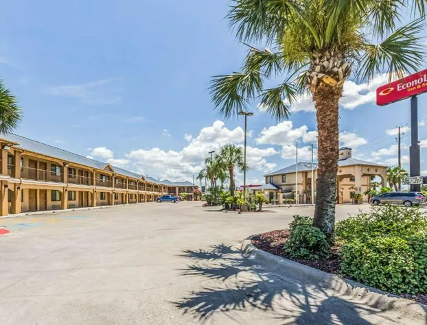 Econo Lodge Inn & Suites Corpus Christi hotel detail image 1