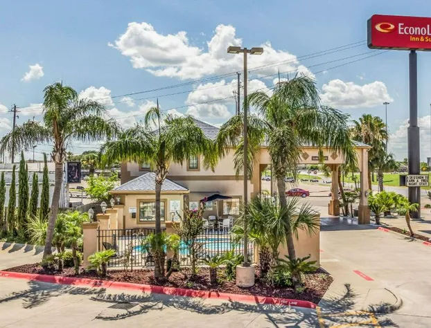 Econo Lodge Inn & Suites Corpus Christi hotel detail image 2