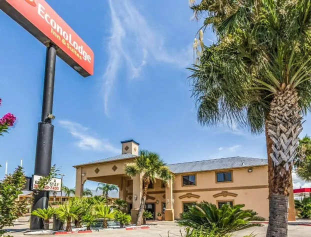 Econo Lodge Inn & Suites Corpus Christi hotel detail image 3