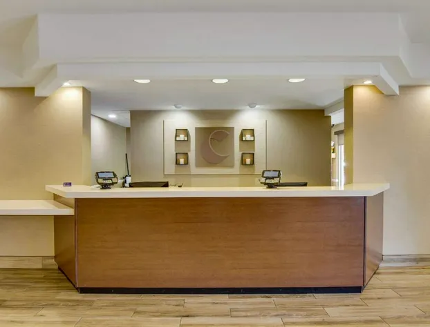 Comfort Inn Airport hotel detail image 4