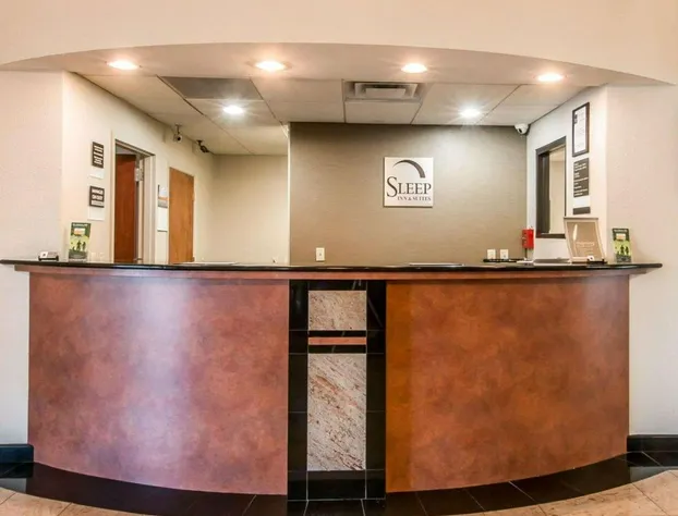 Sleep Inn & Suites Winchester near University hotel detail image 2