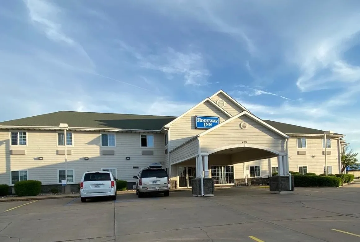 Rodeway Inn Salina North hotel hero