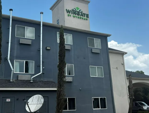 Wingate by Wyndham Humble/Houston Intercontinental Airport hotel detail image 1