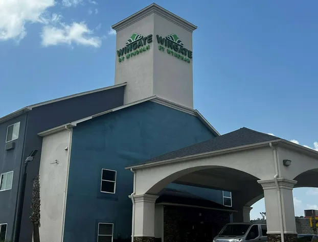 Wingate by Wyndham Humble/Houston Intercontinental Airport hotel detail image 2