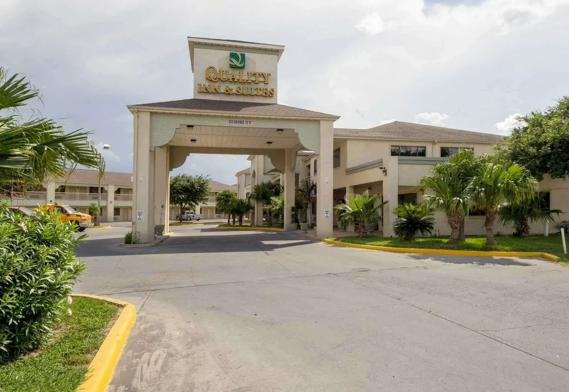 Quality Inn & Suites Rio Grande City hotel hero