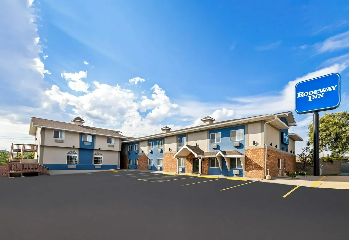 Rodeway Inn Rapid City North hotel hero