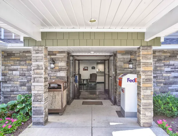 Quality Inn Hyde Park Poughkeepsie North hotel detail image 2