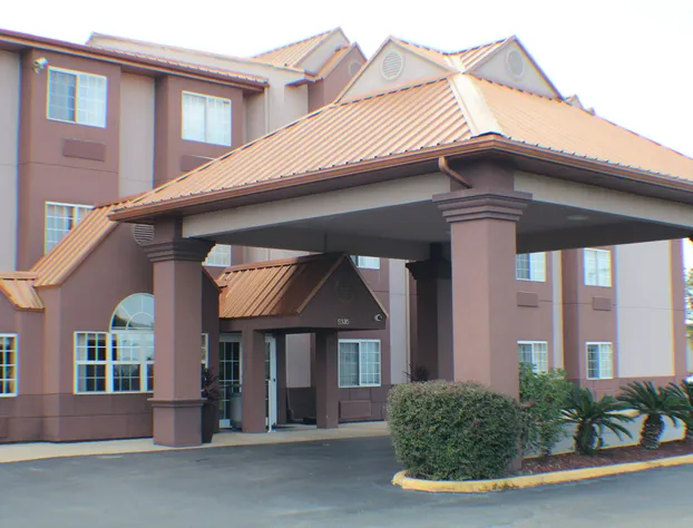 Econo Lodge Inn & Suites Natchitoches hotel detail image 2