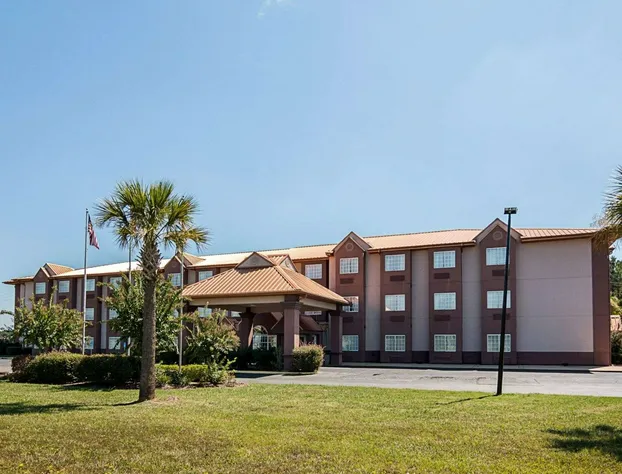 Econo Lodge Inn & Suites Natchitoches hotel detail image 4