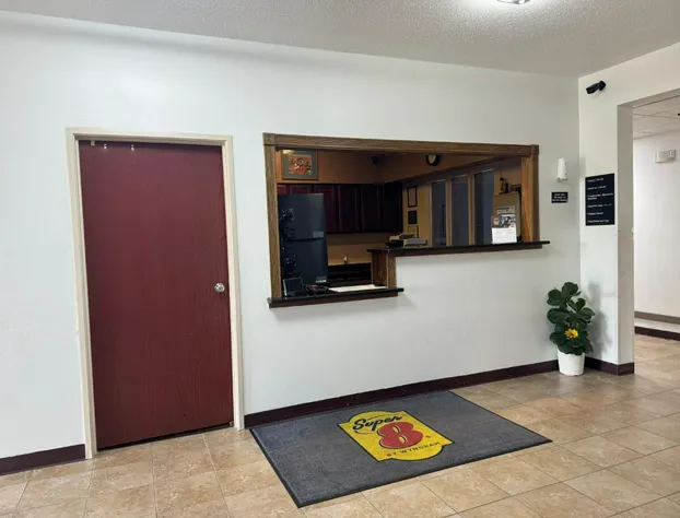 Super 8 by Wyndham Mason City hotel detail image 2