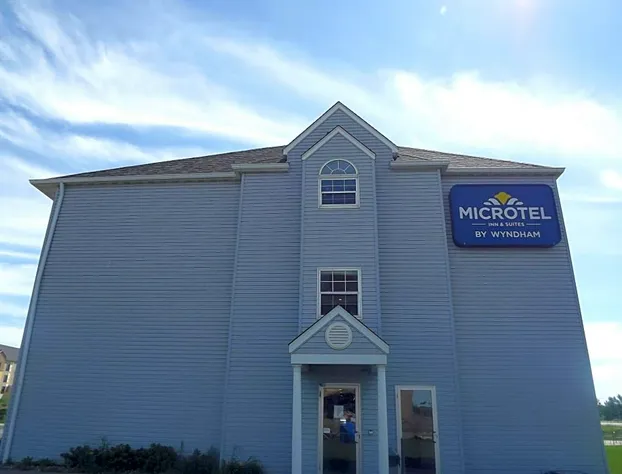 Microtel Inn & Suites by Wyndham Ames hotel detail image 4