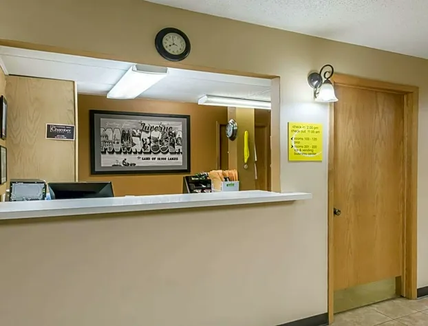 Super 8 by Wyndham Luverne hotel detail image 2