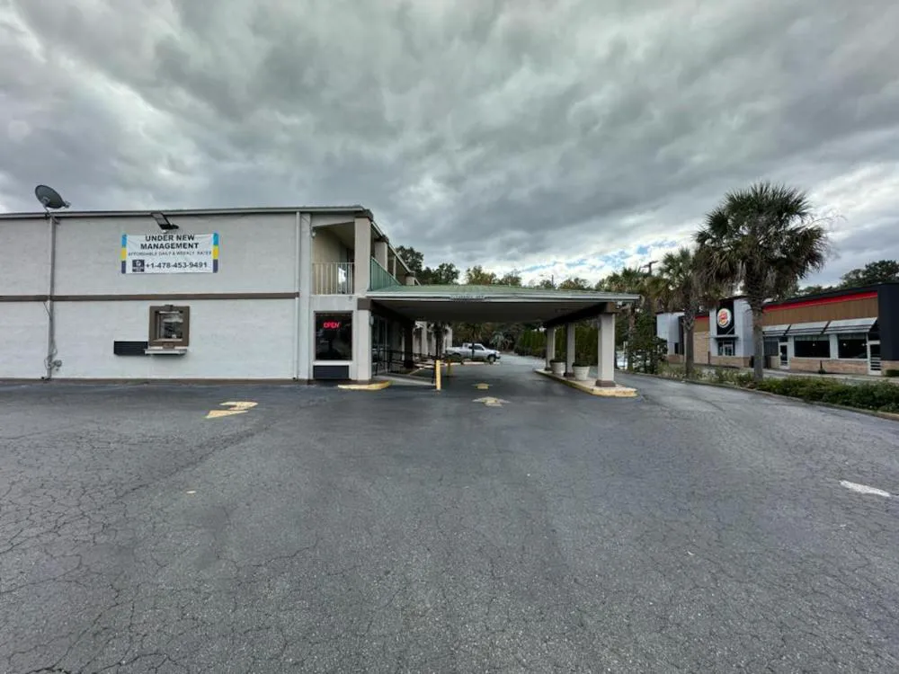 Heritage Inn Milledgeville GA hotel hero