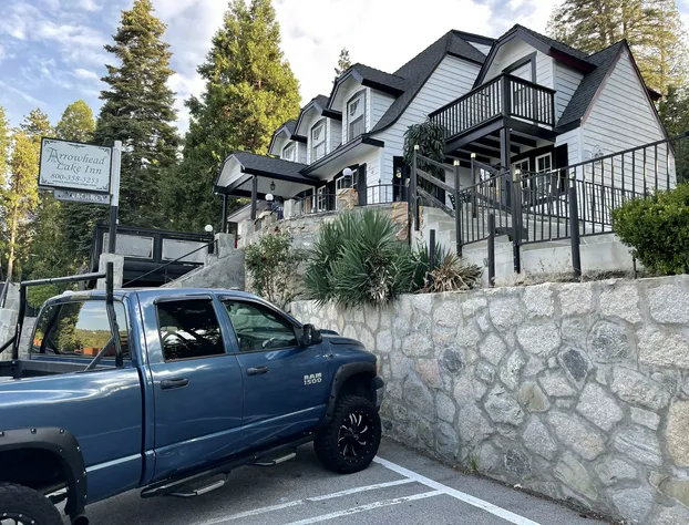 Arrowhead Lake Inn hotel detail image 2