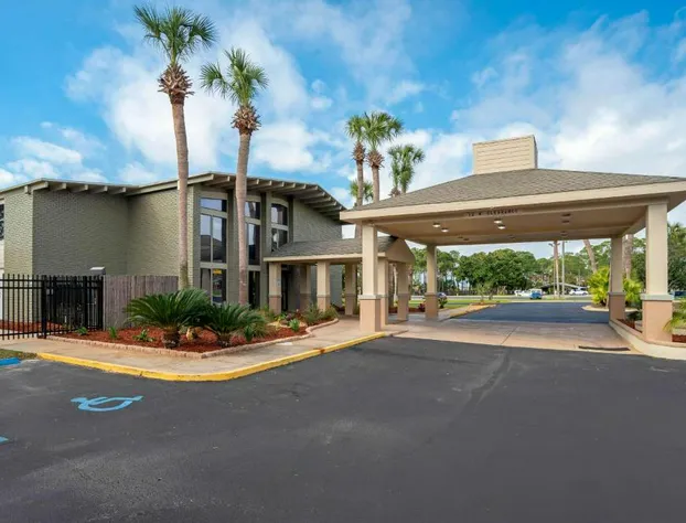 Quality Inn Fort Walton Beach - Destin West hotel detail image 2