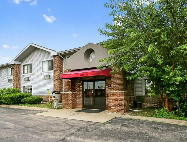 Econo Lodge Princeton hotel detail image 2