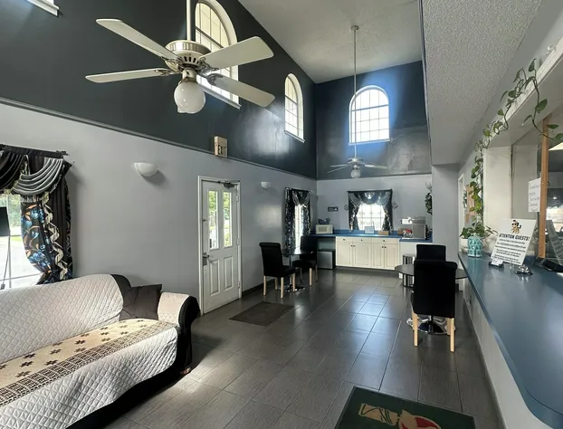 Key West Inn - Clanton hotel detail image 2