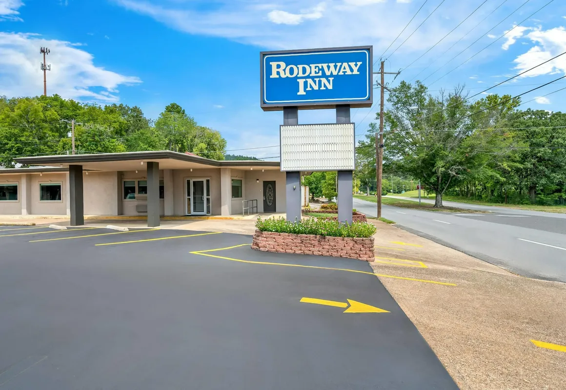 Rodeway Inn Hot Springs National Park Area hotel hero