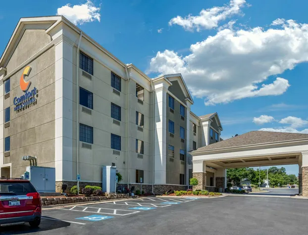 Comfort Inn & Suites North Little Rock McCain Mall hotel detail image 3