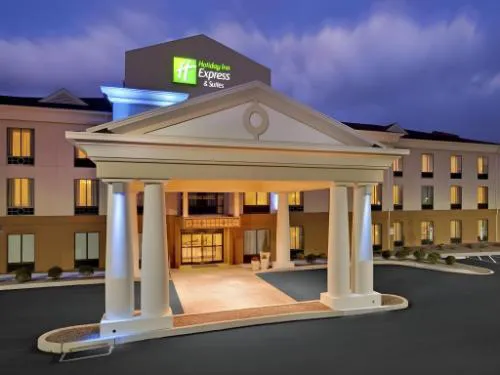 Holiday Inn Express Lebanon by IHG hotel hero