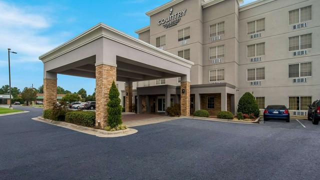 Country Inn & Suites by Radisson, Goldsboro, NC hotel detail image 1