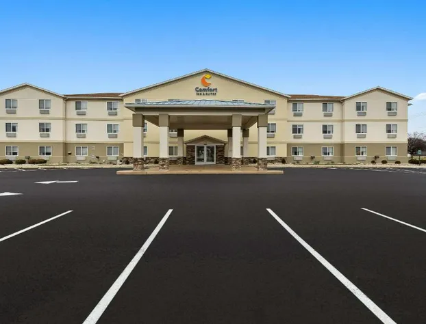 Comfort Inn & Suites Fremont hotel detail image 1