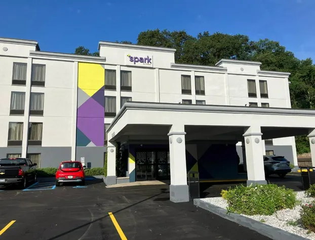 Spark by Hilton Clarks Summit hotel detail image 2