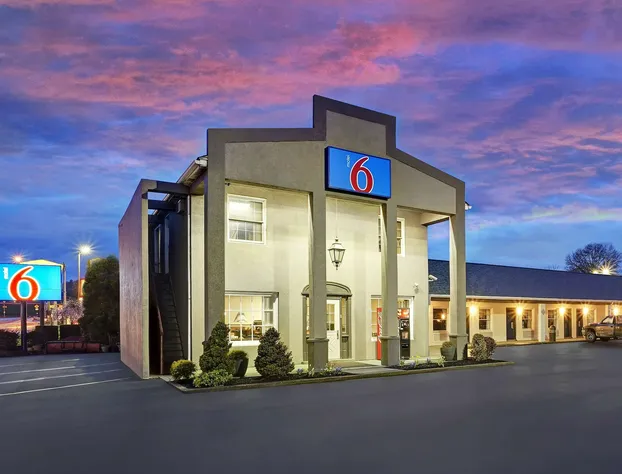 Motel 6 Washington, PA hotel detail image 4