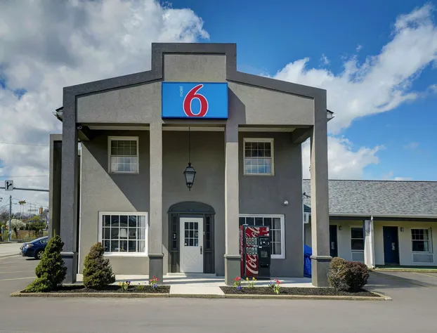 Motel 6 Washington, PA hotel detail image 3