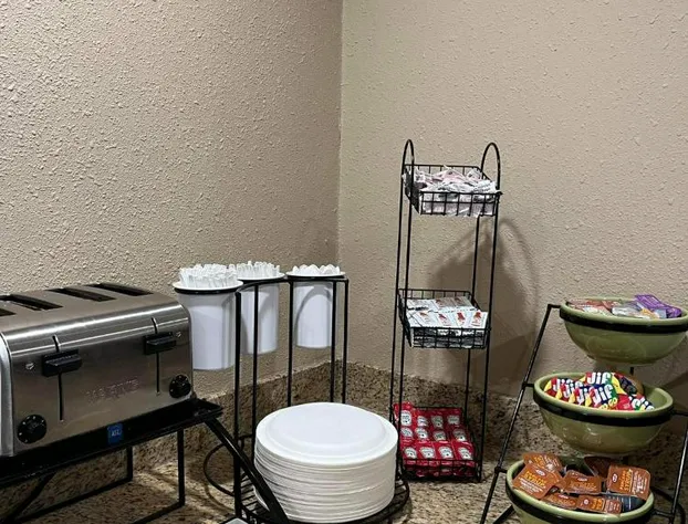 Quality Inn & Suites hotel detail image 1