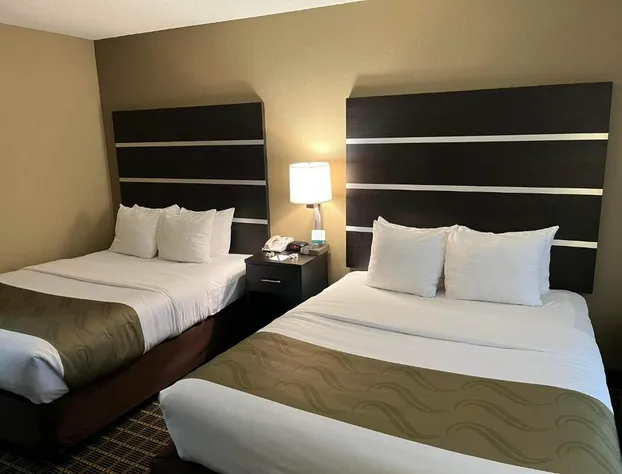 Quality Inn & Suites hotel detail image 4