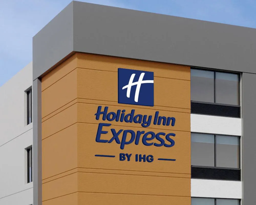 Holiday Inn Express and Suites Weatherford by IHG hotel hero