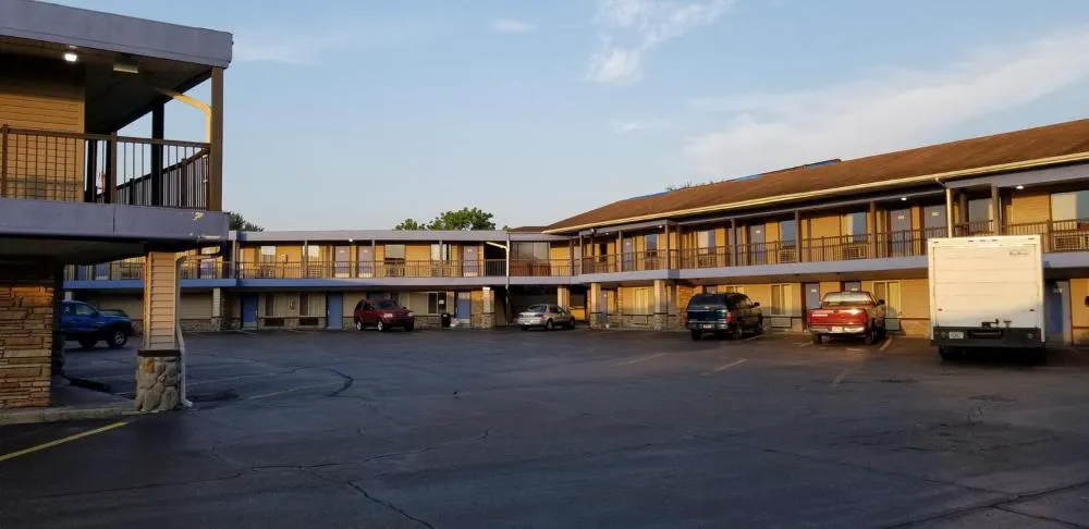 FairBridge Inn Express North Lima hotel hero