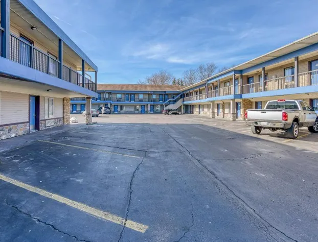 FairBridge Inn Express North Lima hotel detail image 1