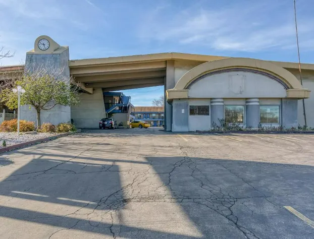 FairBridge Inn Express North Lima hotel detail image 2