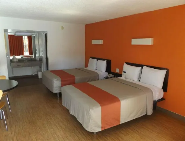 FairBridge Inn Express North Lima hotel detail image 4