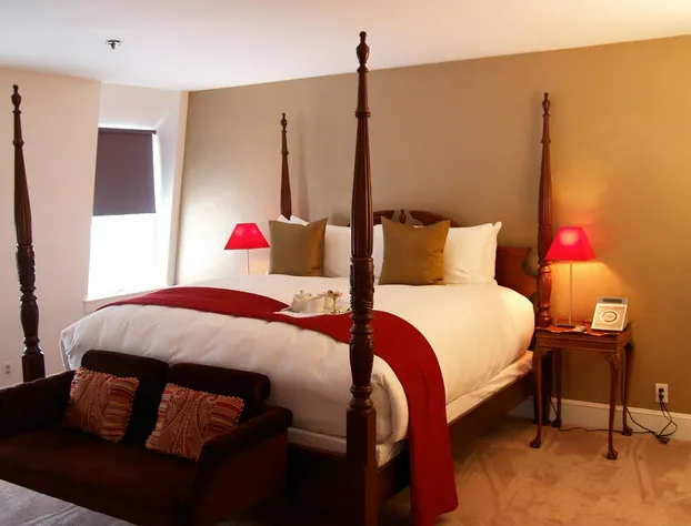 Camden Harbour Inn hotel detail image 3