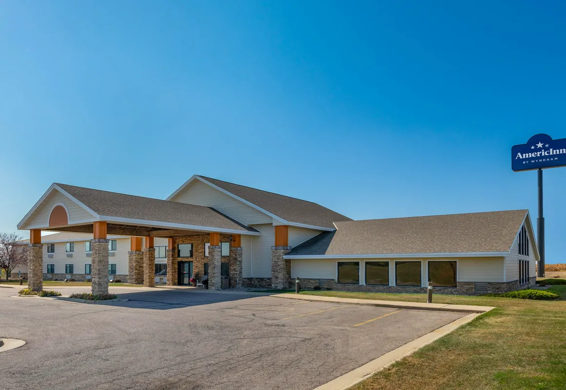 AmericInn by Wyndham Jackson hotel hero