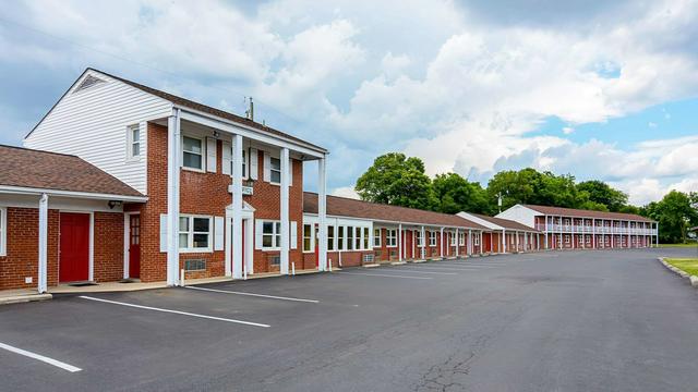 Econo Lodge Woodstock - Shenandoah Valley I-81 hotel detail image 3