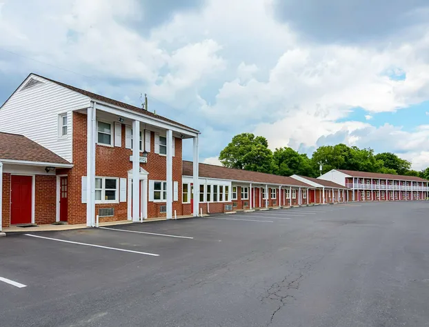Econo Lodge Woodstock - Shenandoah Valley I-81 hotel detail image 2