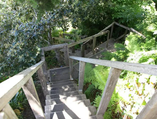 Elk Cove Inn & Spa hotel detail image 1