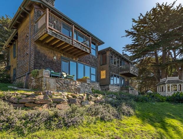 Elk Cove Inn & Spa hotel detail image 2