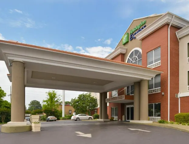 Holiday Inn Express & Suites Chattanooga (East Ridge) by IHG hotel detail image 2