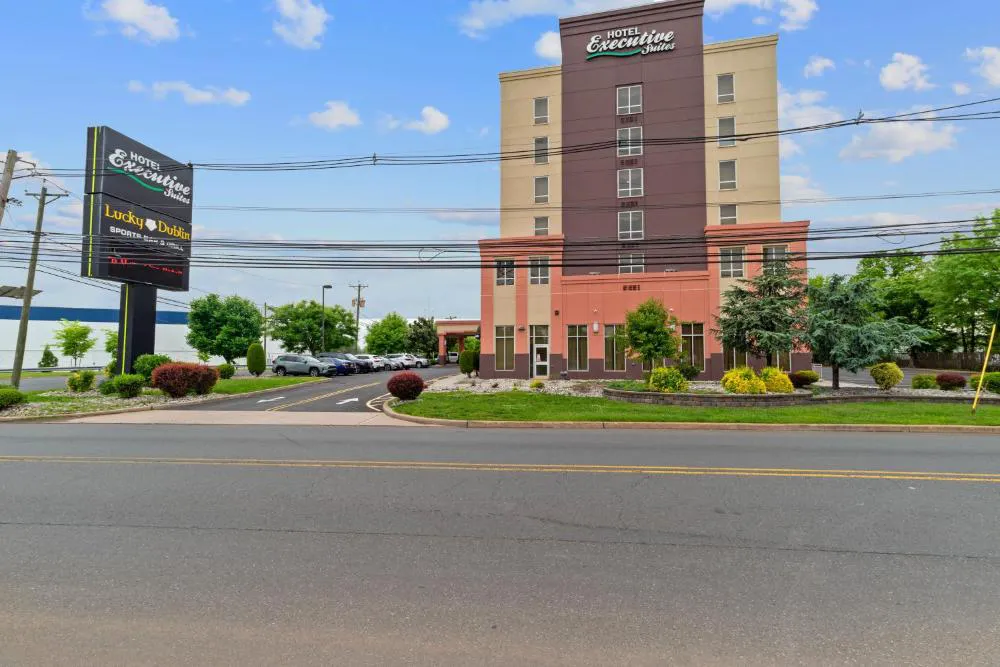 Hotel Executive Suites hotel hero