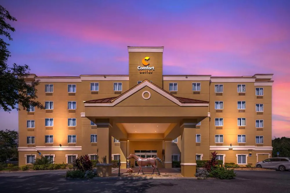 Comfort Suites Ocala North hotel hero