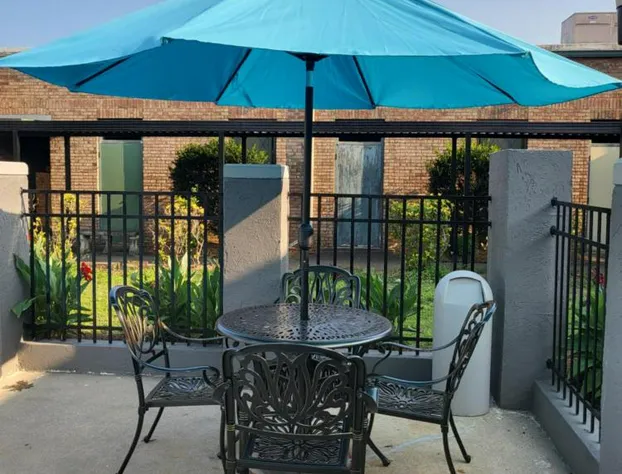 Econo Lodge Andalusia hotel detail image 4