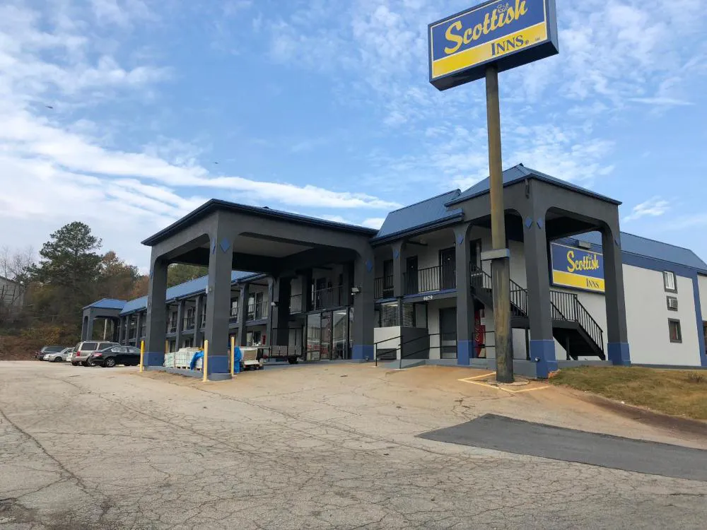 Scottish Inns Locust Grove hotel hero