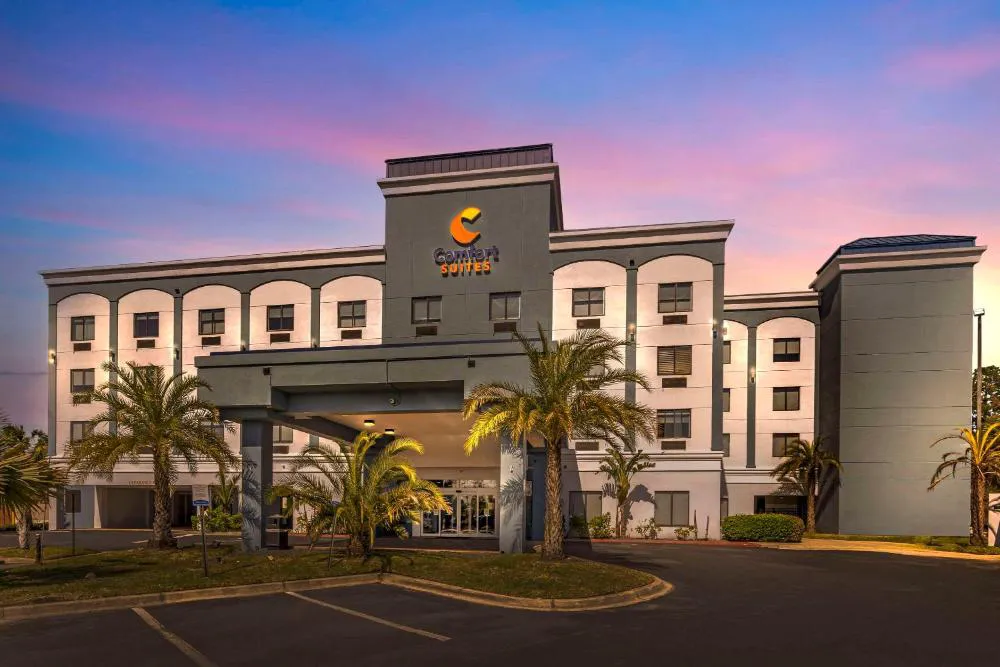 Comfort Suites West Jacksonville hotel hero