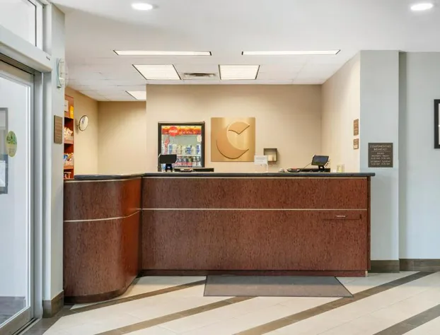 Comfort Suites West Jacksonville hotel detail image 4